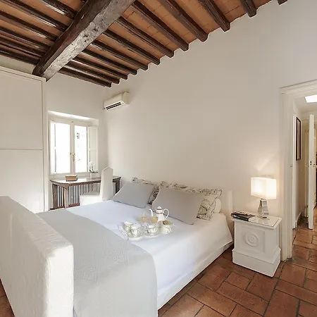 Lejlighed Condotti - 60 Mt From Spanish Steps Rom