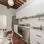 Condotti - 60 Mt From Spanish Steps