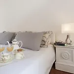 Appartamento Condotti - 60 Mt From Spanish Steps *