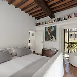 Condotti - 60 Mt From Spanish Steps *